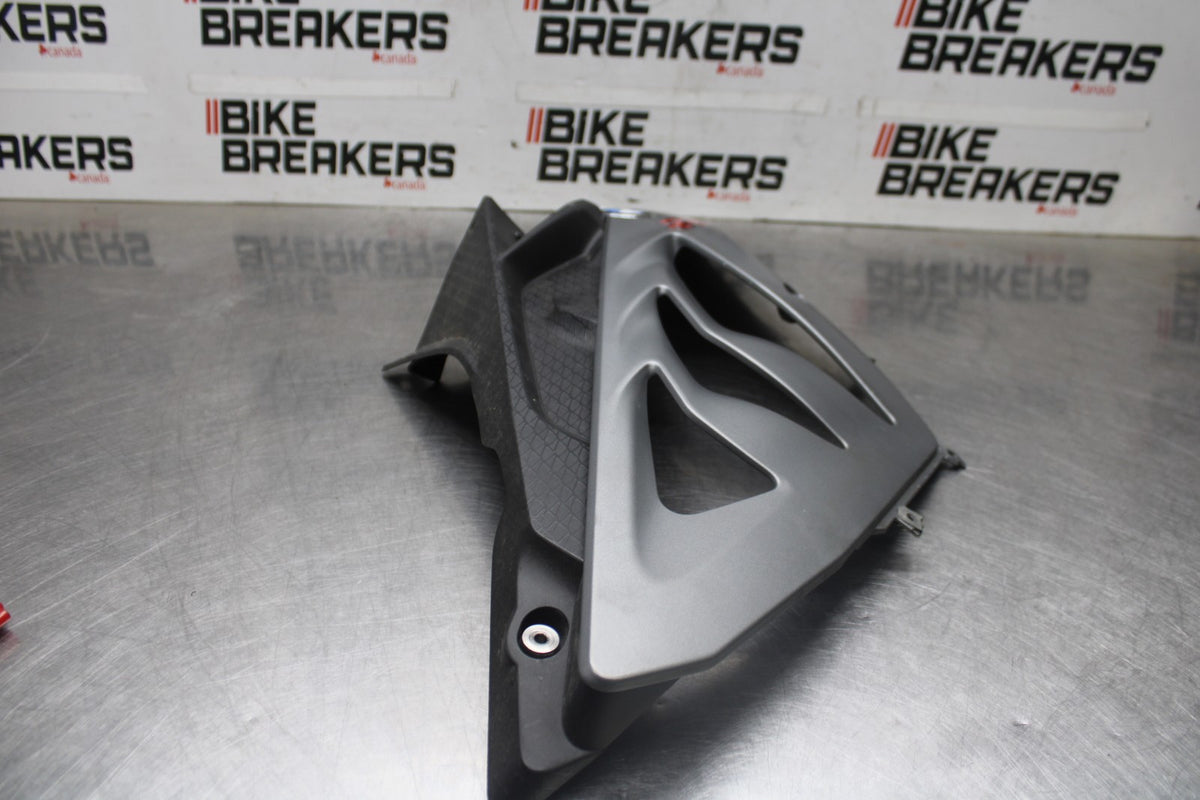10-11 BMW S1000RR RIGHT FRONT UPPER MID SIDE FAIRING COWL PLASTIC BB941
