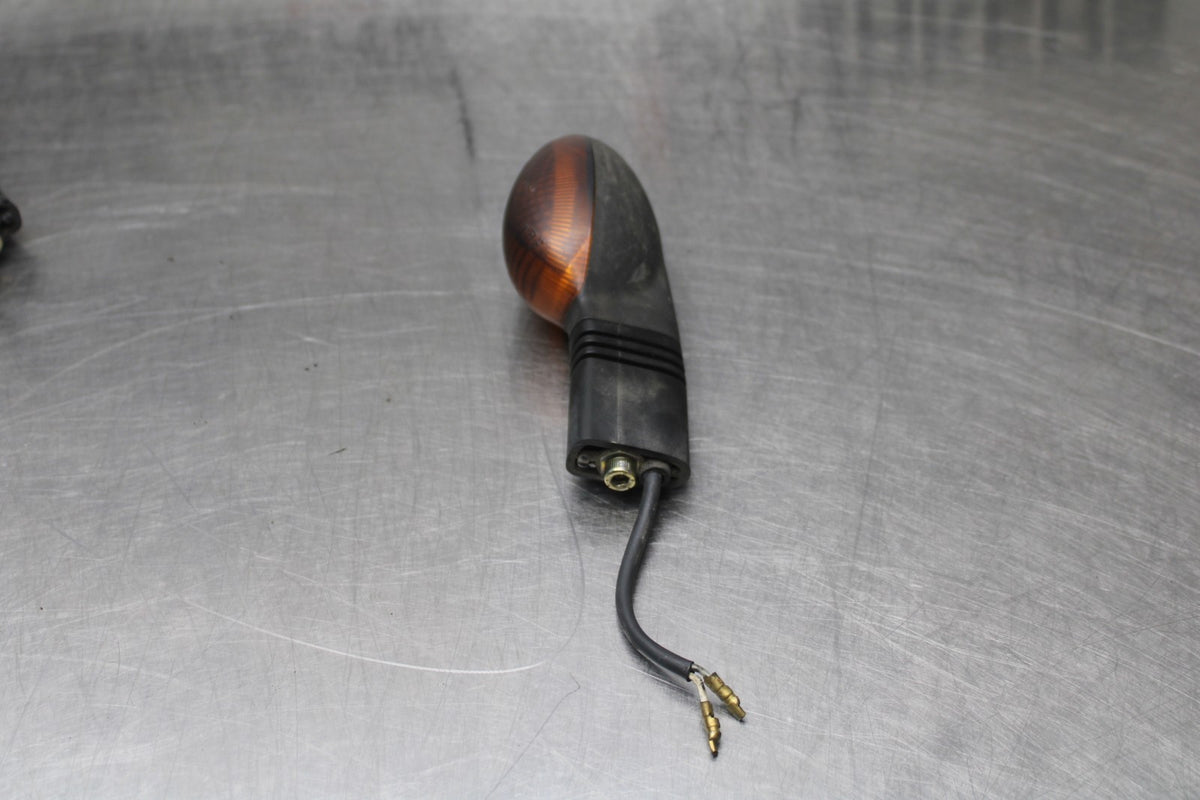 02 DUCATI MONSTER 620 FRONT LEFT RIGHT TURN SIGNALS LIGHT INDICATORS BB851