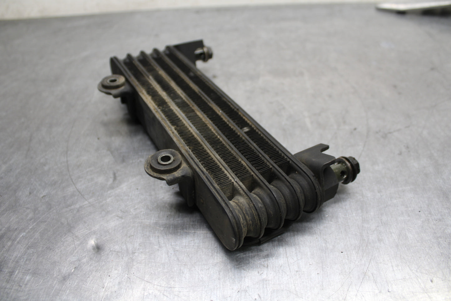 03 SUZUKI SV650S ENGINE MOTOR OIL COOLER  BB130