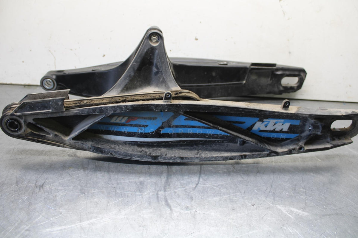 20-24 KTM 890  DUKE R REAR SWINGARM BACK SUSPENSION SWING ARM BB627