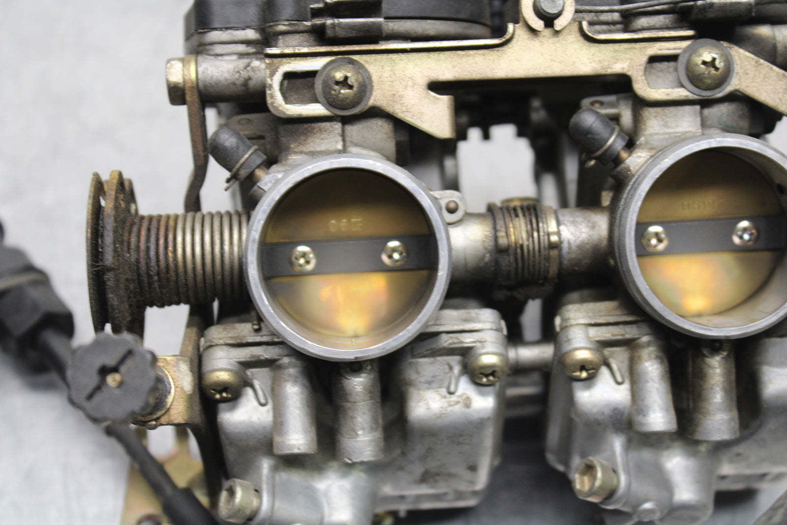 00 SUZUKI INTRUDER 1500 VL1500 CARB CARBURETOR BB761