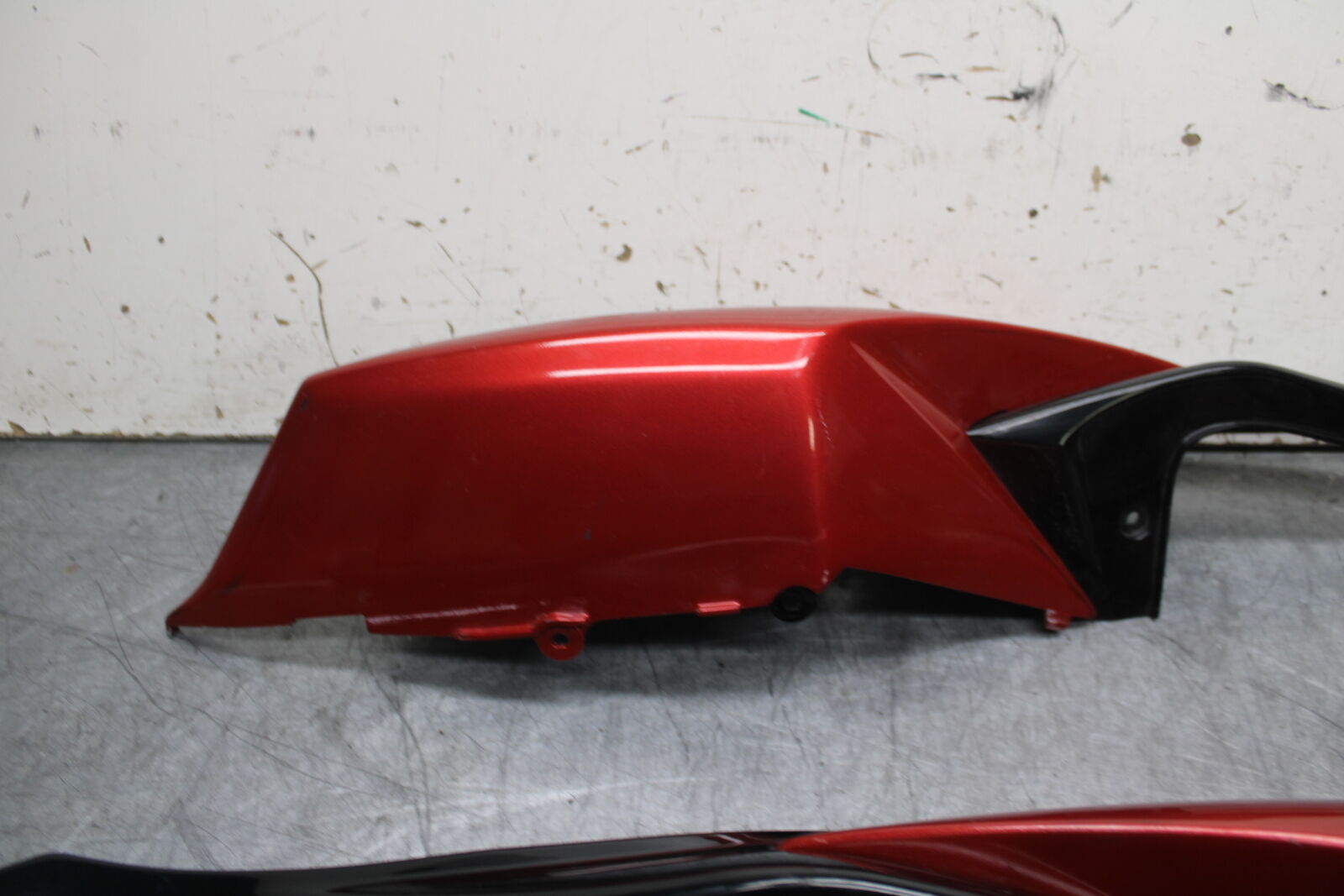 08-10 SUZUKI GSXR 600  REAR BACK TAIL FAIRING COWL SHROUD SET BB101