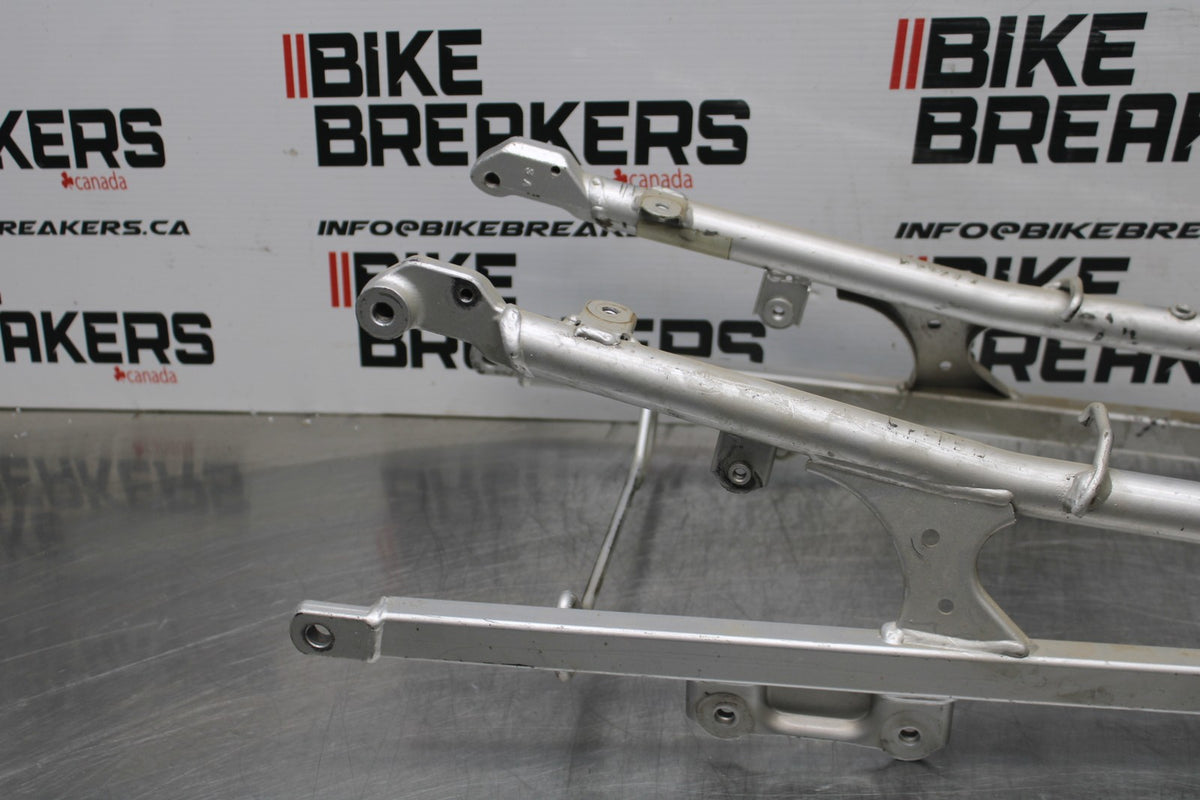 03-05 SUZUKI SV1000 REAR SUBFRAME BACK SUB FRAME BB405