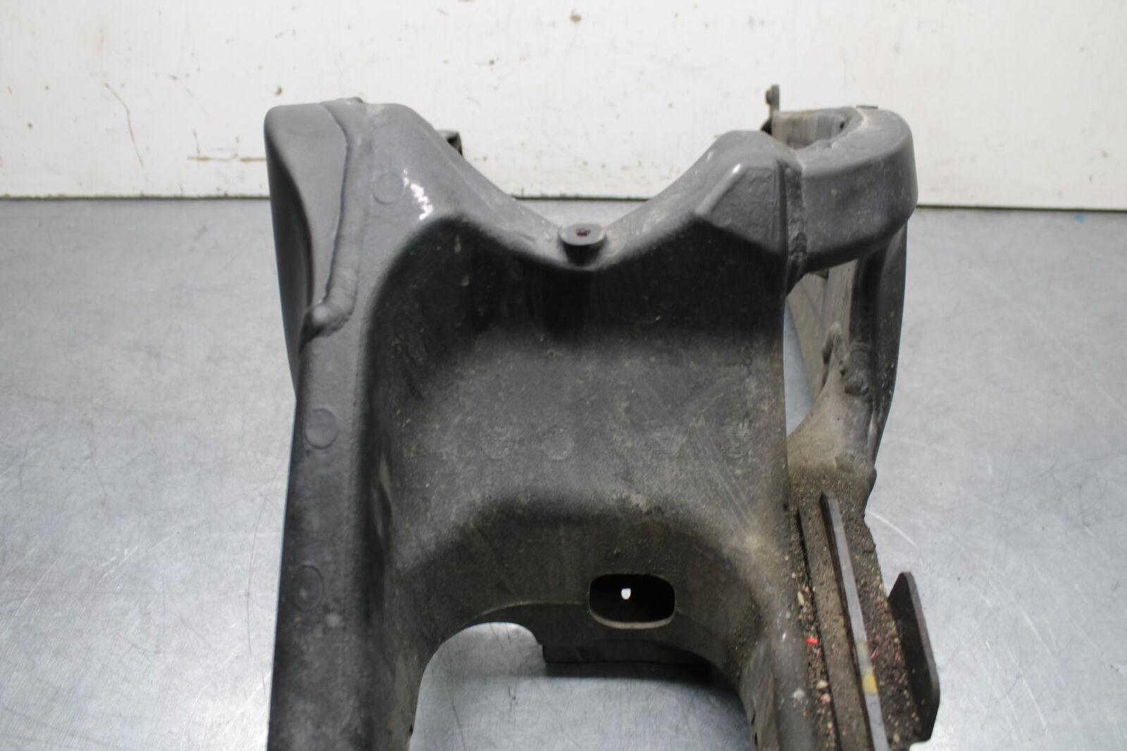 09-12 KAWASAKI NINJA ZX6R REAR SWINGARM BACK SUSPENSION SWING ARM BB640