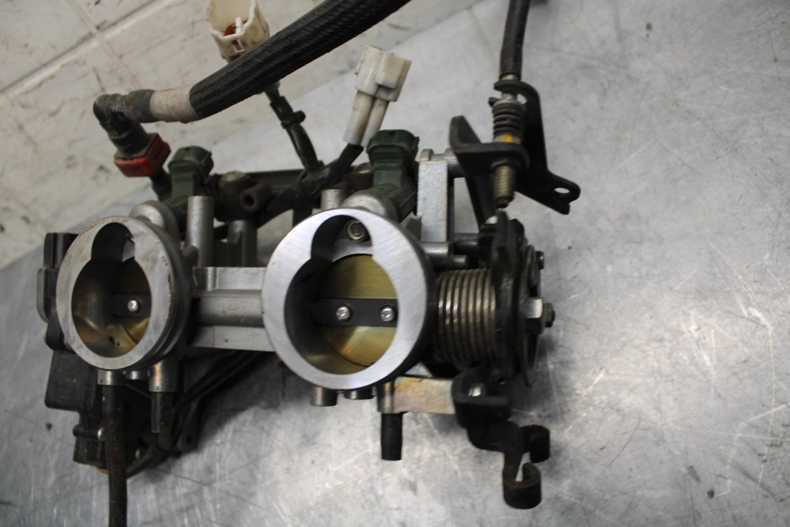 11 KAWASAKI NINJA 650 ER EX 650 MAIN FUEL INJECTORS / THROTTLE BODIES BB503