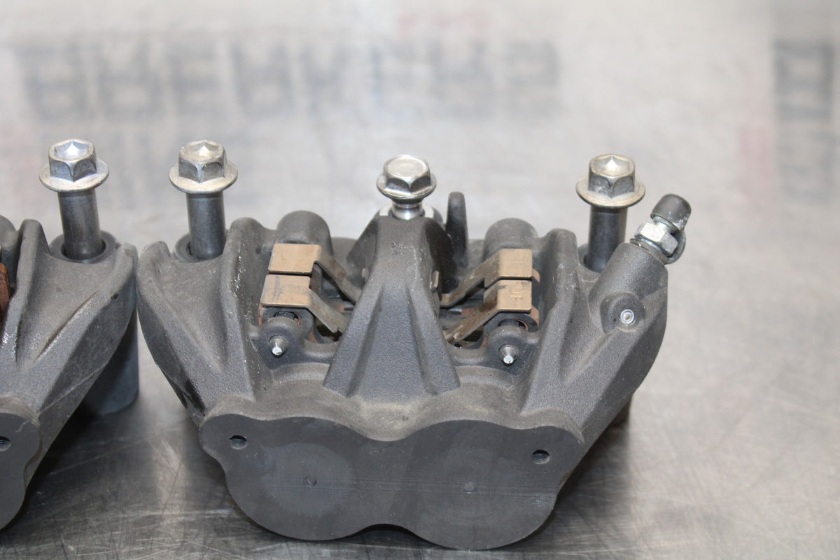 22 KAWASAKI NINJA 1000SX RIGHT LEFT FRONT BRAKE CALIPER SET PAIR CALIPERS BB01