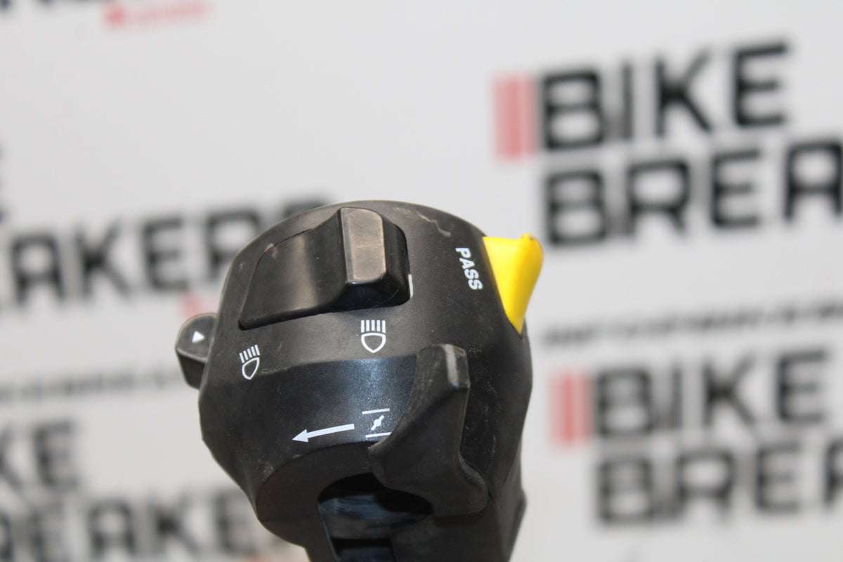 08 MOTO GUZZI BREVA 750 LEFT CLIP ON HANDLE HORN SIGNALS SWITCH SWITCHES BB154
