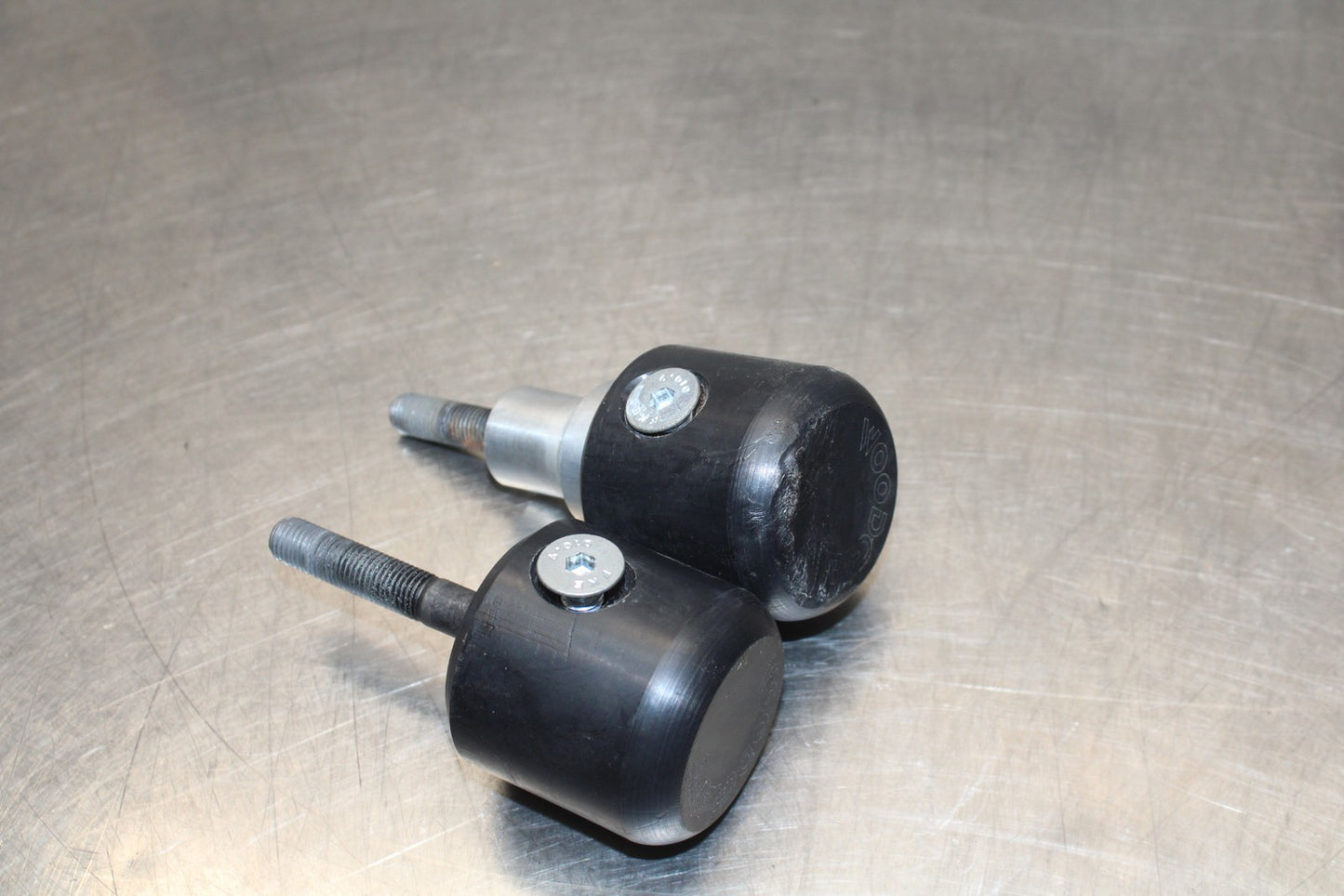 08-10 SUZUKI GSXR 600 WOODCRAFT FRAME SLIDERS SET BB202