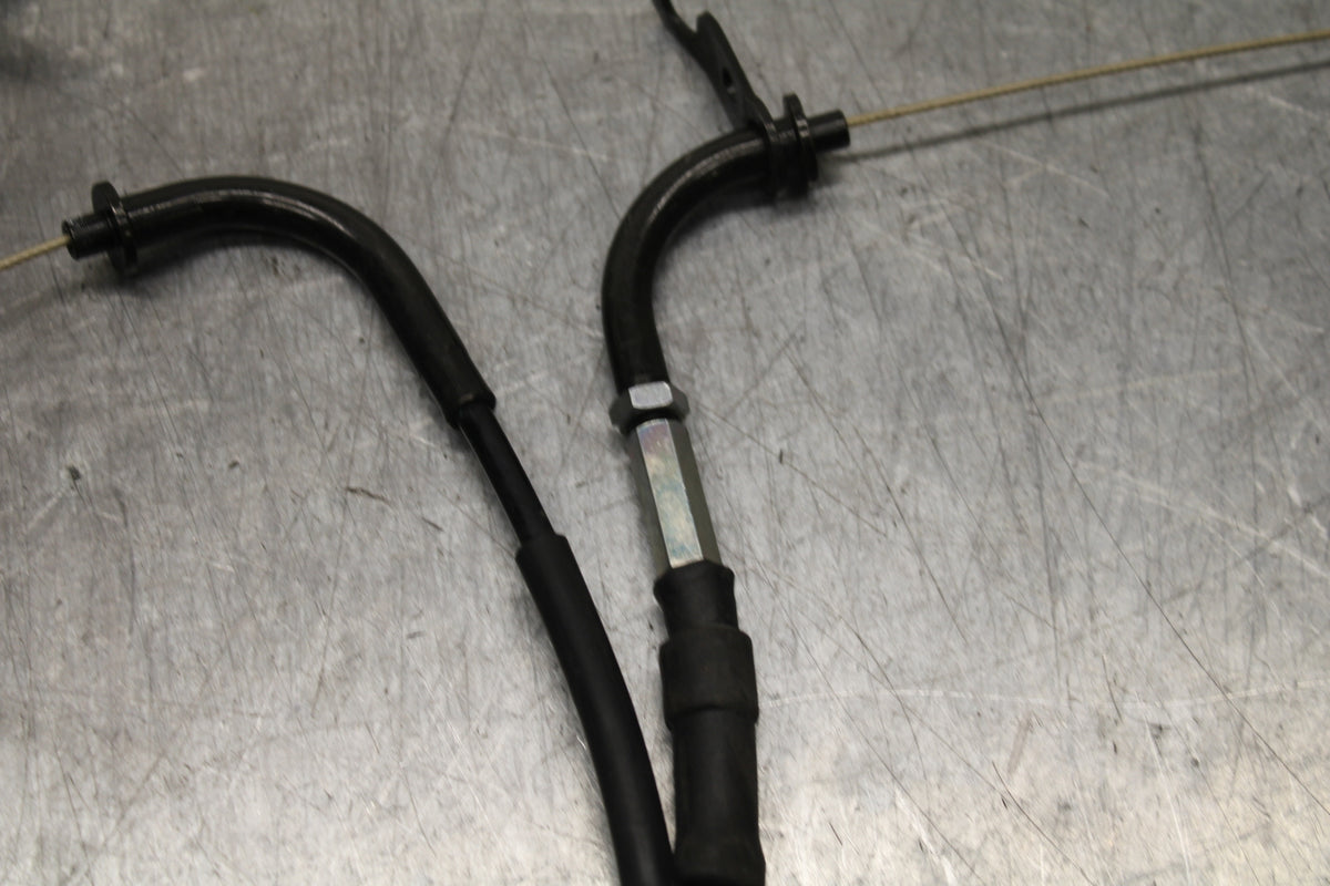 15-17 YAMAHA YZF R3 THROTTLE CABLES LINES BB111