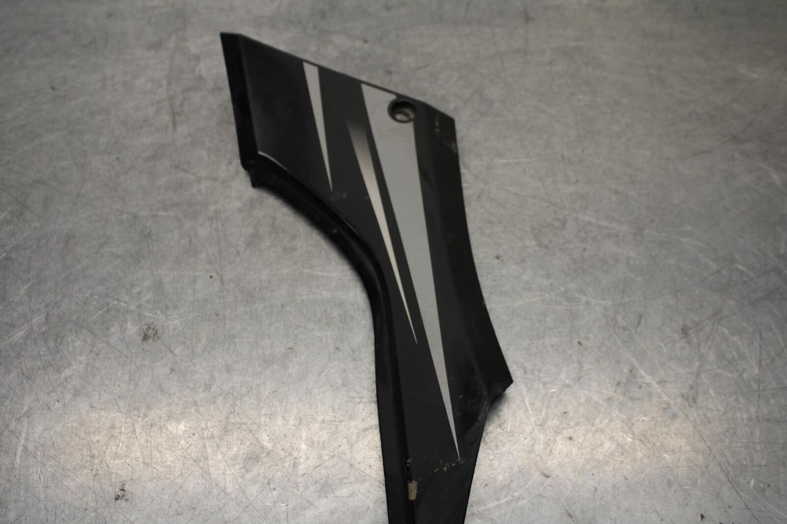 15-16 KAWASAKI EX300 LEFT FRONT SIDE SEAT SADDLE PANEL TRIM COWL FAIRING BB635