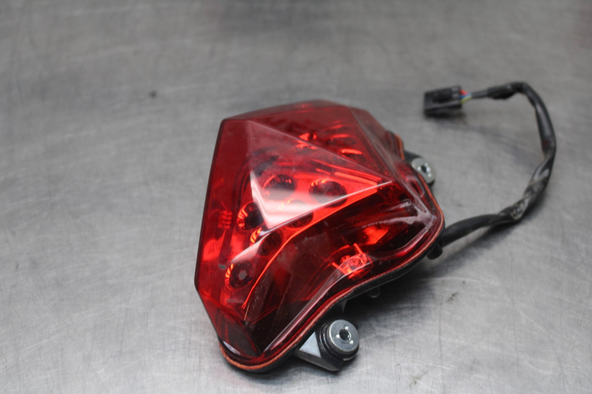 12 KAWASAKI NINJA 650 EX650E REAR TAIL TAILLIGHT BACK BRAKE LIGHT BB926