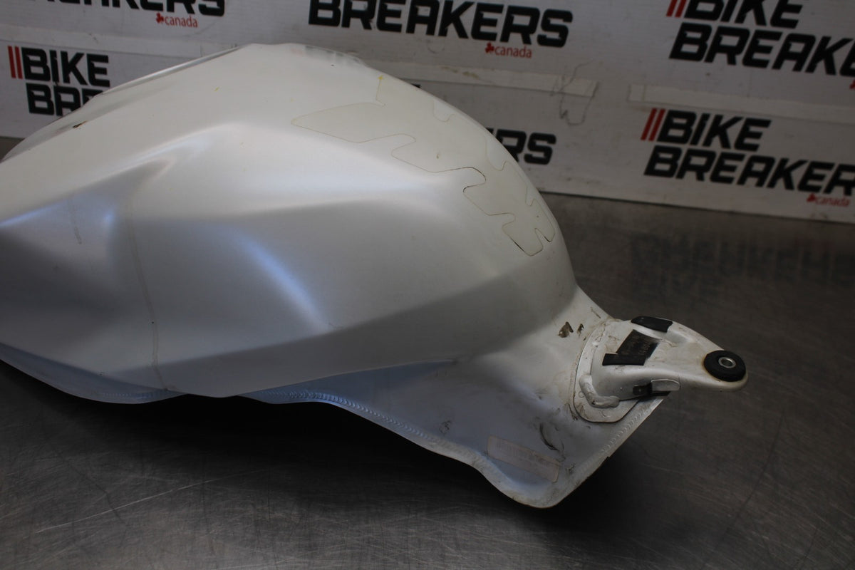 16 DUCATI 959 PANIGALE GAS TANK FUEL CELL PETROL RESERVOIR BB912