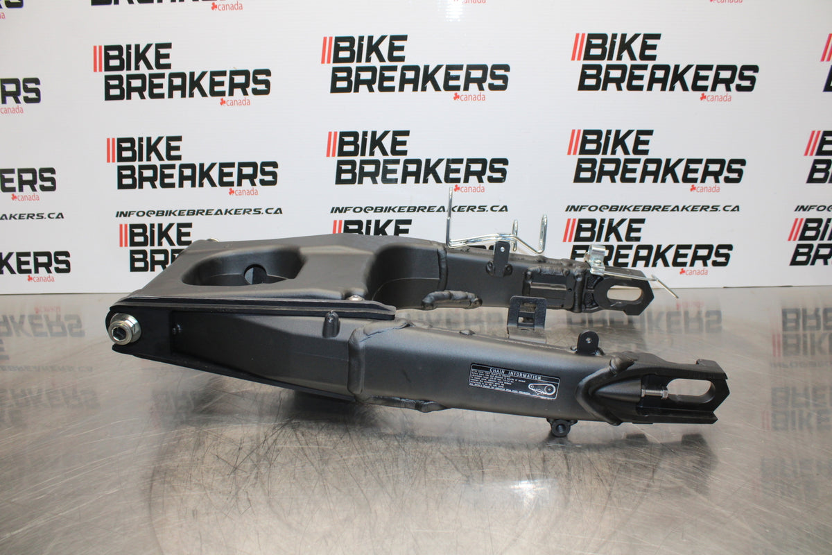 23-24 KAWASAKI NINJA ZX14R NEW!! REAR SWINGARM BACK SUSPENSION SWING ARM BB153