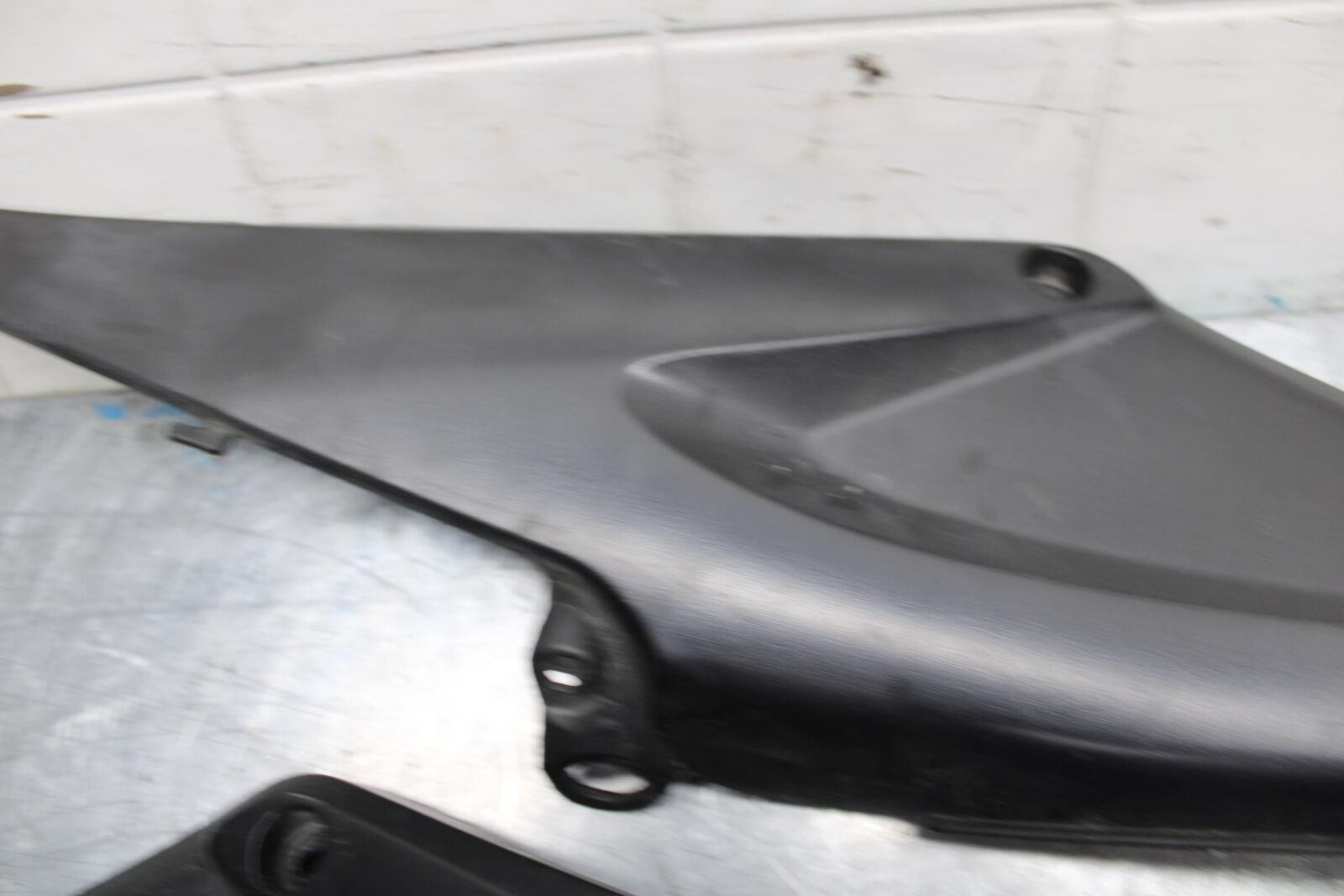 05-06 HONDA CBR600RR RIGHT LEFT GAS FUEL TANK PANELS COVERS TRIM  BB444