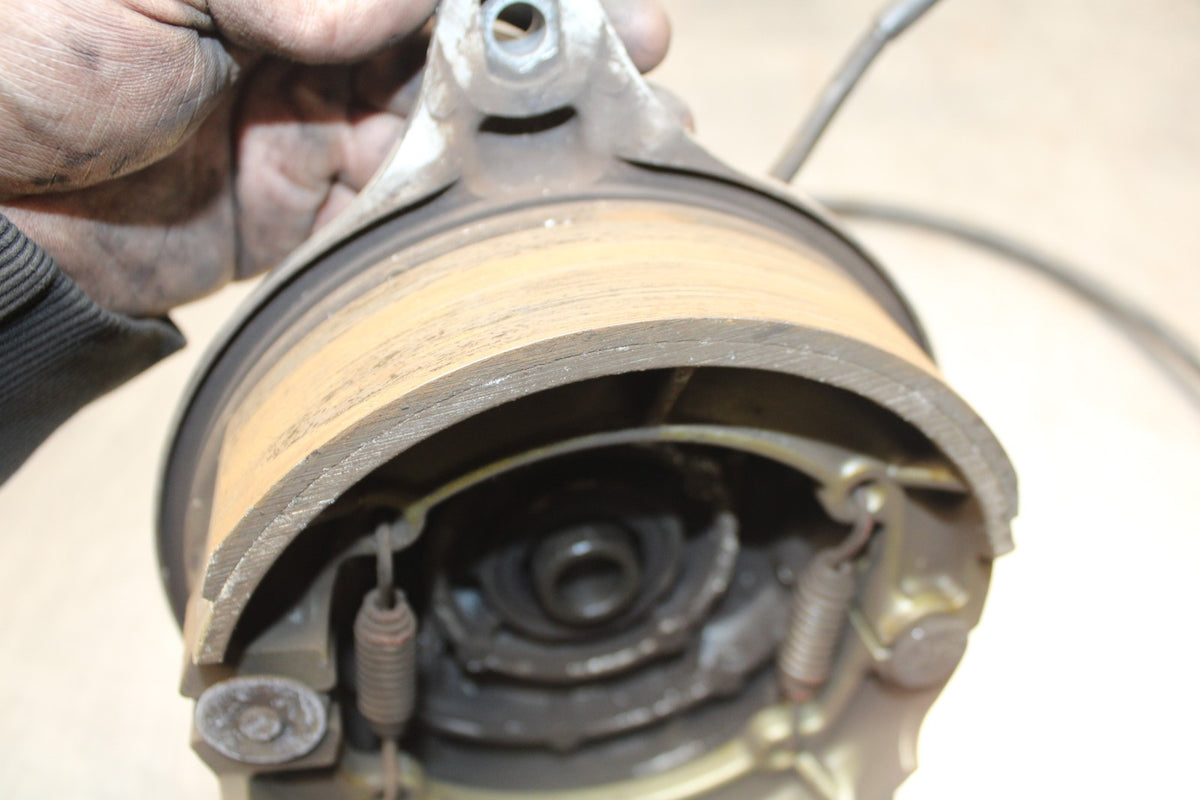 02 KAWASAKI VULCAN 800 VN800B CLASSIC DRUM BRAKE  BB862