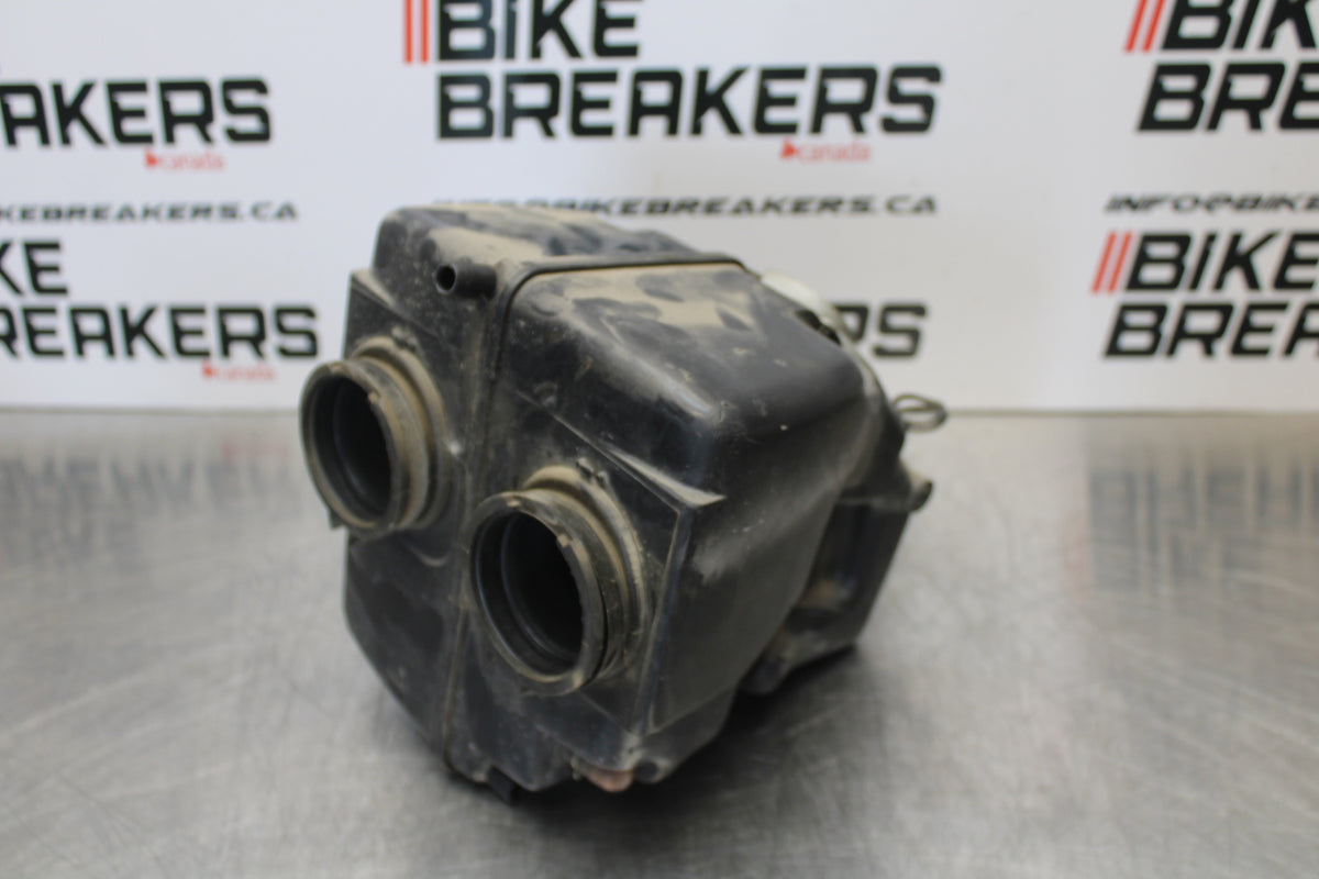 04-09 SUZUKI GS500F AIRBOX AIR INTAKE FILTER BOX BB165