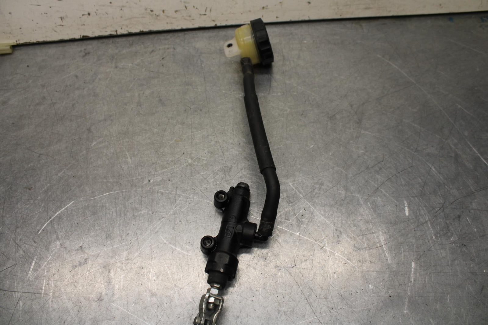 09-12 KAWASAKI NINJA ZX6R REAR BACK BRAKE MASTER CYLINDER W RESERVOIR BB640