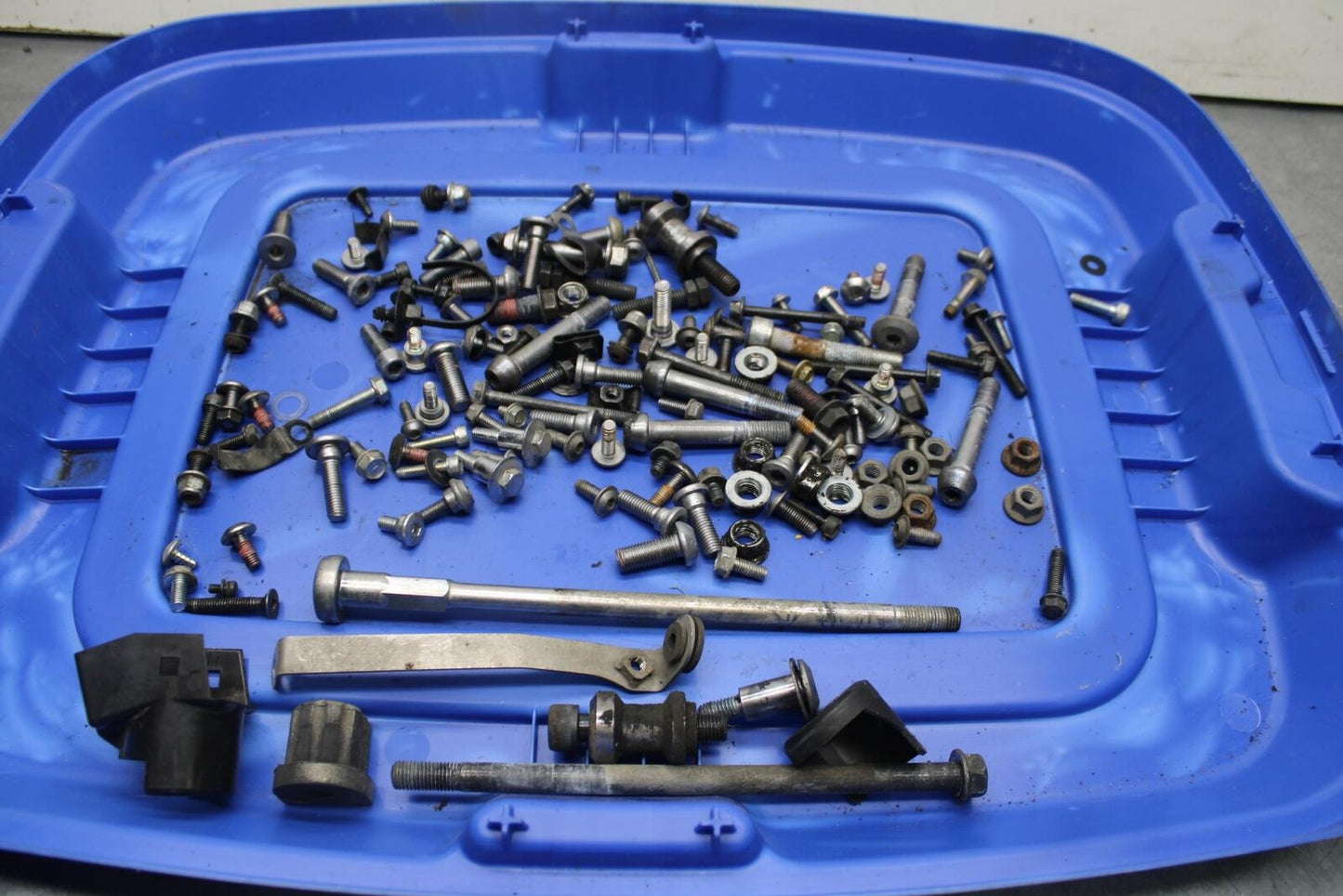 09-12 KAWASAKI NINJA ZX6R MISCELLANEOUS MOUNTING BOLTS HARDWARE MOTOR BB617