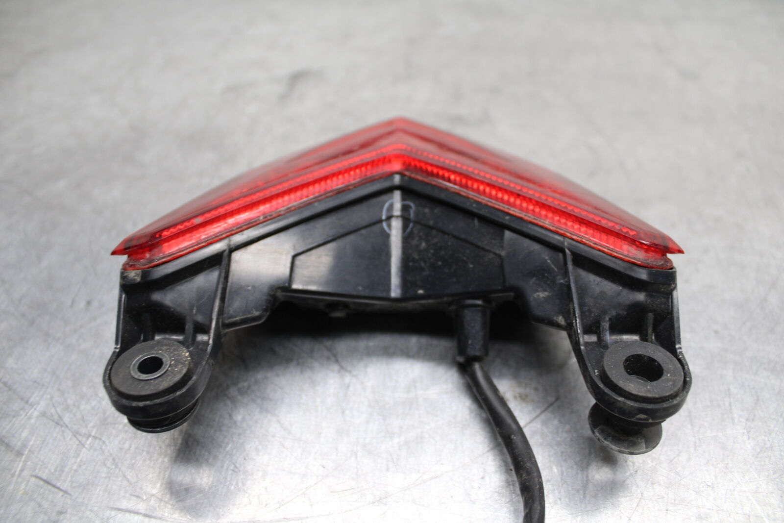 13-17 KAWASAKI NINJA ZX6R ZX636E REAR TAIL TAILLIGHT BACK BRAKE LIGHT BB735