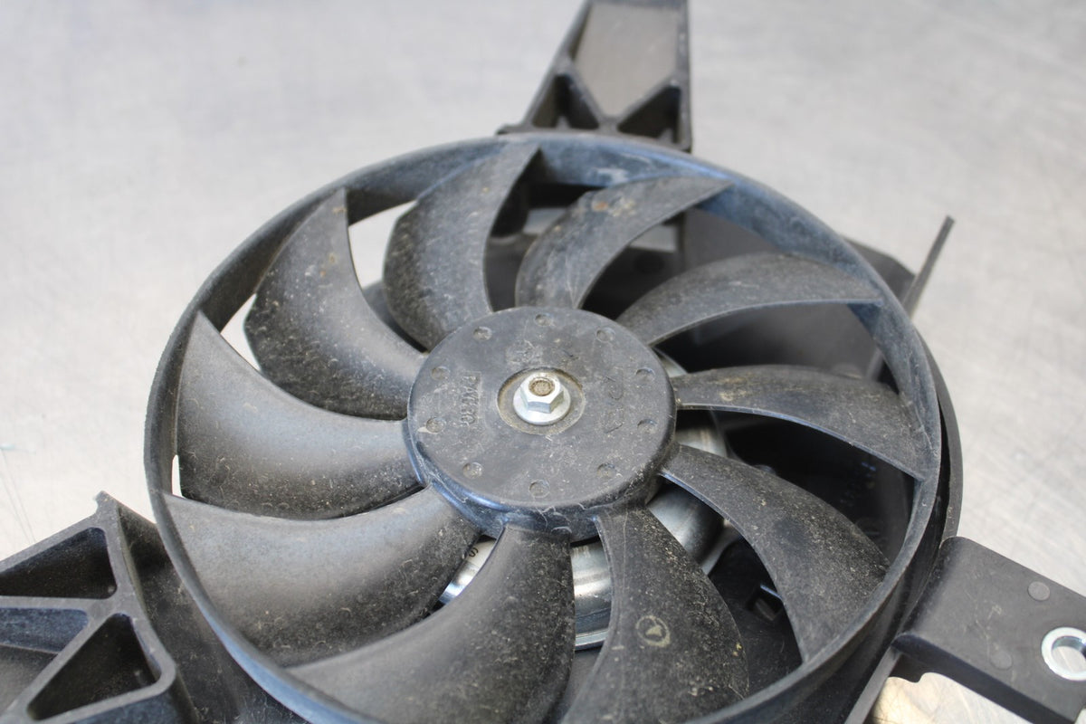 22-25 YAMAHA YZF R7 ENGINE RADIATOR COOLING FAN BB176