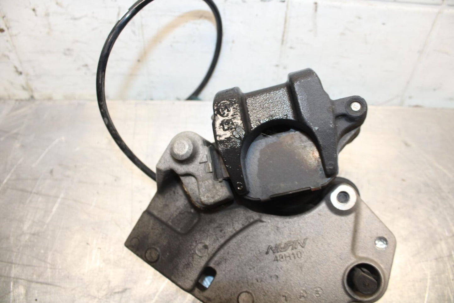 17-23 SUZUKI GSXR 250 GSX250RL8 REAR BACK BRAKE CALIPER W MOUNT BRACKET BB490