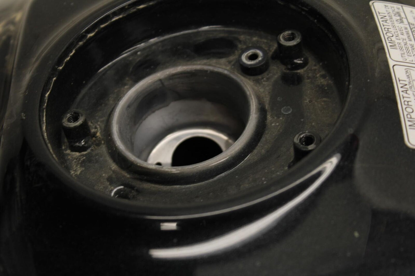 16-20 KAWASAKI ZX10R GAS TANK FUEL CELL PETROL RESERVOIR BB591