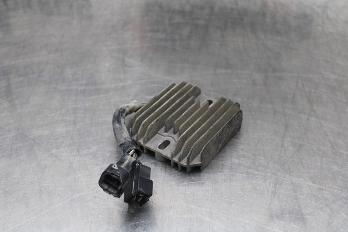 06 SUZUKI SV650S RECTIFIER VOLTAGE REGULATOR BB783