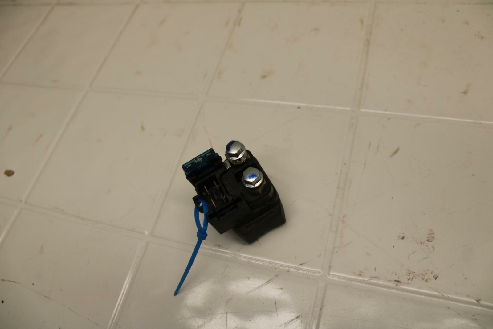 07 YAMAHA YZF R6  STARTER RELAY STARTING MOTOR SWITCH 2C0-81940-00-00  BB284 B
