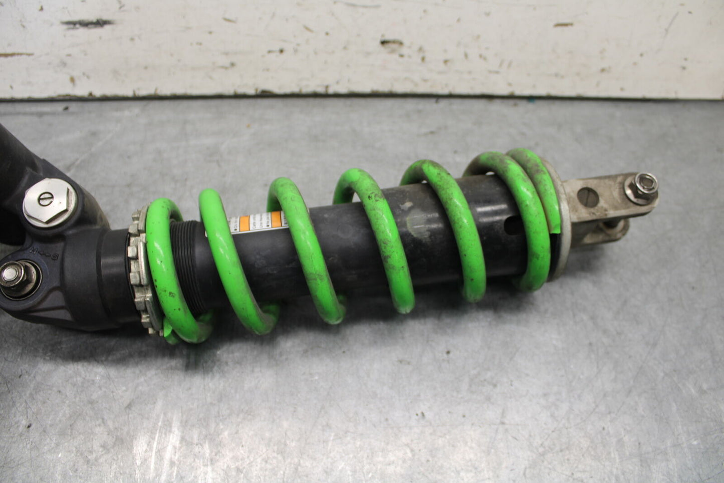 13-18 KAWASAKI NINJA ZX6R REAR BACK SHOCK ABSORBER  45014-0393-37X BB666