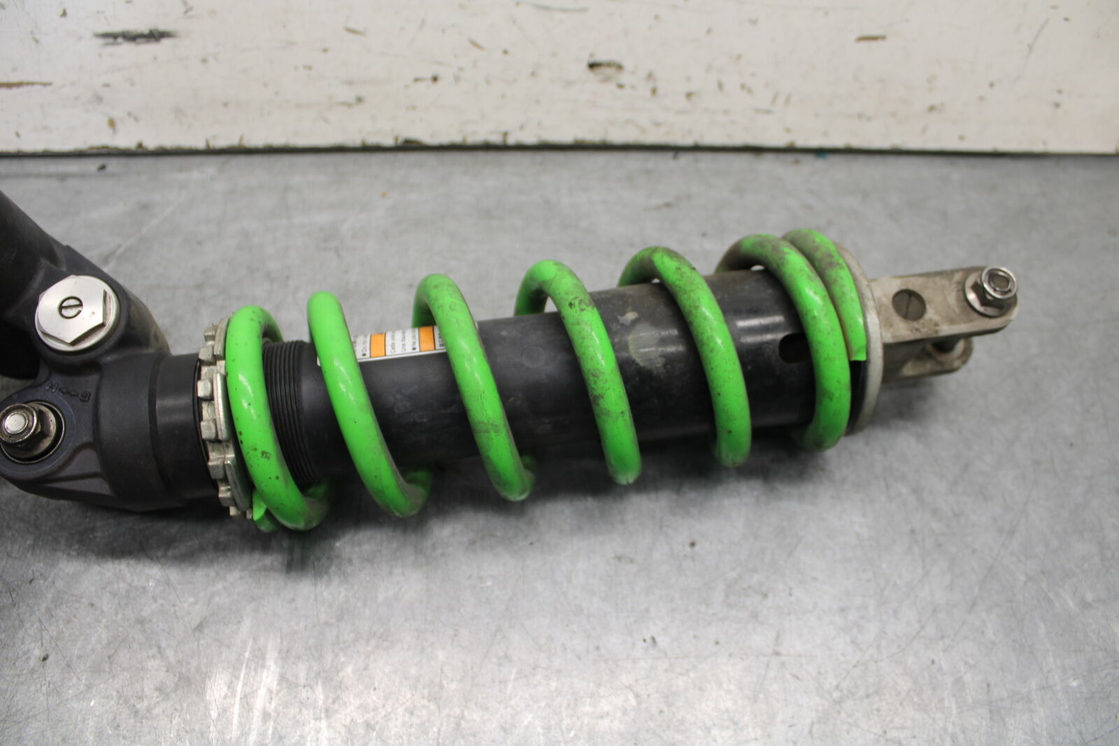13-18 KAWASAKI NINJA ZX6R REAR BACK SHOCK ABSORBER  45014-0393-37X BB666