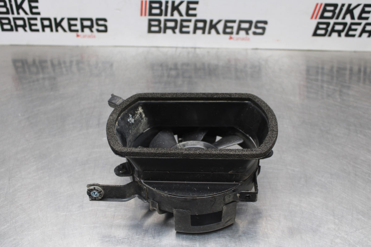 15 SUZUKI BOULEVARD C50 ENGINE RADIATOR COOLING FAN BB775