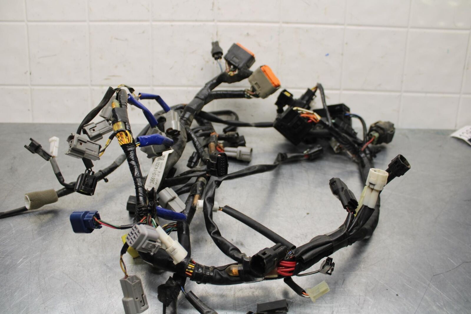 2015 Suzuki GSXR750 MAIN ENGINE WIRING HARNESS MOTOR WIRE 36610-14JC0 BB595