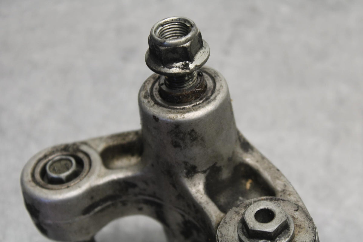 01-03 SUZUKI GSXR600 REAR DOGBONE SHOCK LINKAGE LINK 62600-35870 BB639