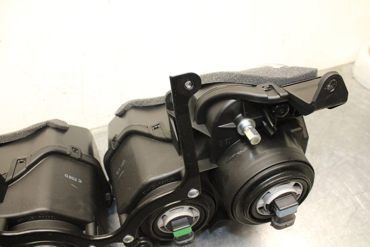 12-25 KAWASAKI NINJA ZX14R NEW!! FRONT HEADLIGHT HEAD LIGHT LAMP BB757