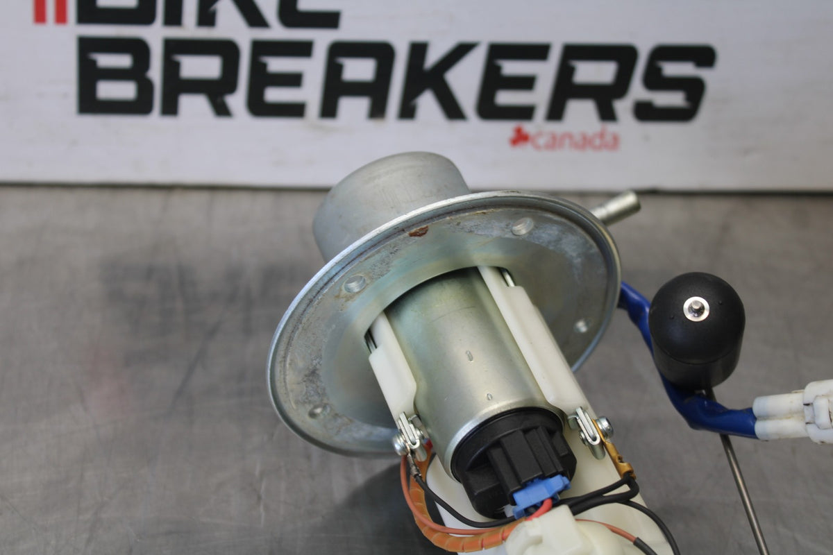 06-07 SUZUKI GSXR 600 FUEL PUMP GAS PETROL SENDER UNIT BB792