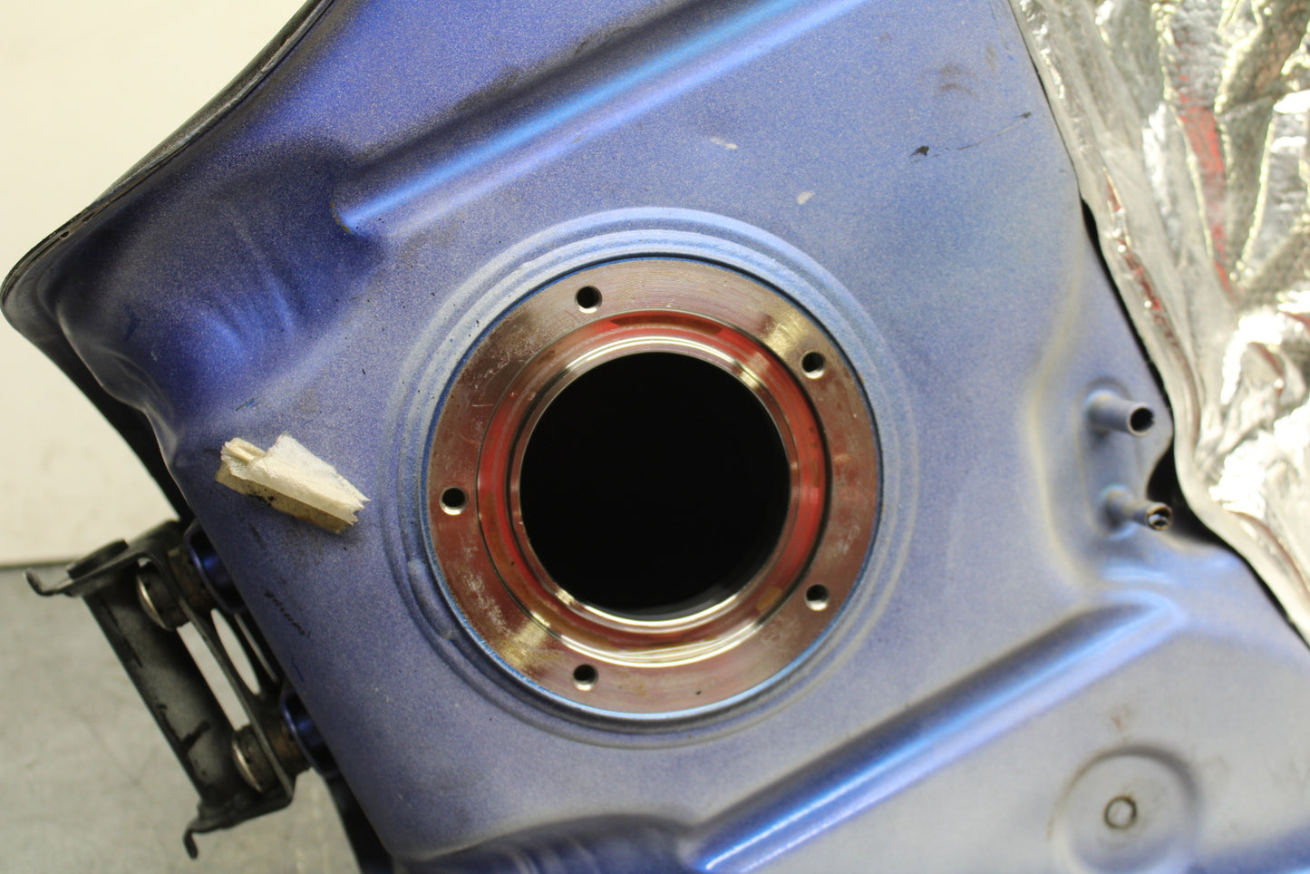 08-10 SUZUKI GSXR 600 GAS TANK FUEL CELL PETROL RESERVOIR BB753