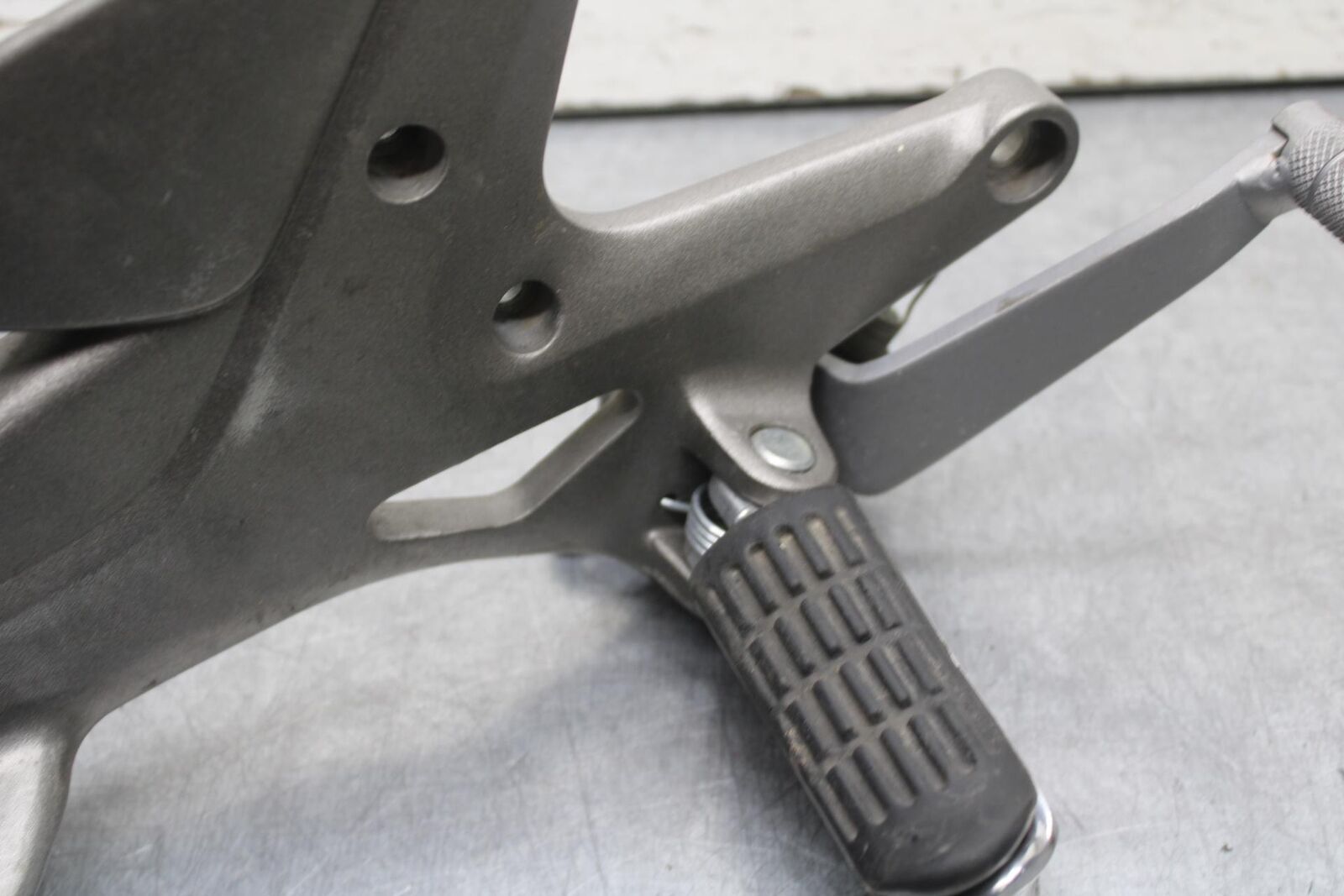 2008 Honda CBF1000 FRONT FOOT RESTS PEGS STEPS SET PAIR BB641