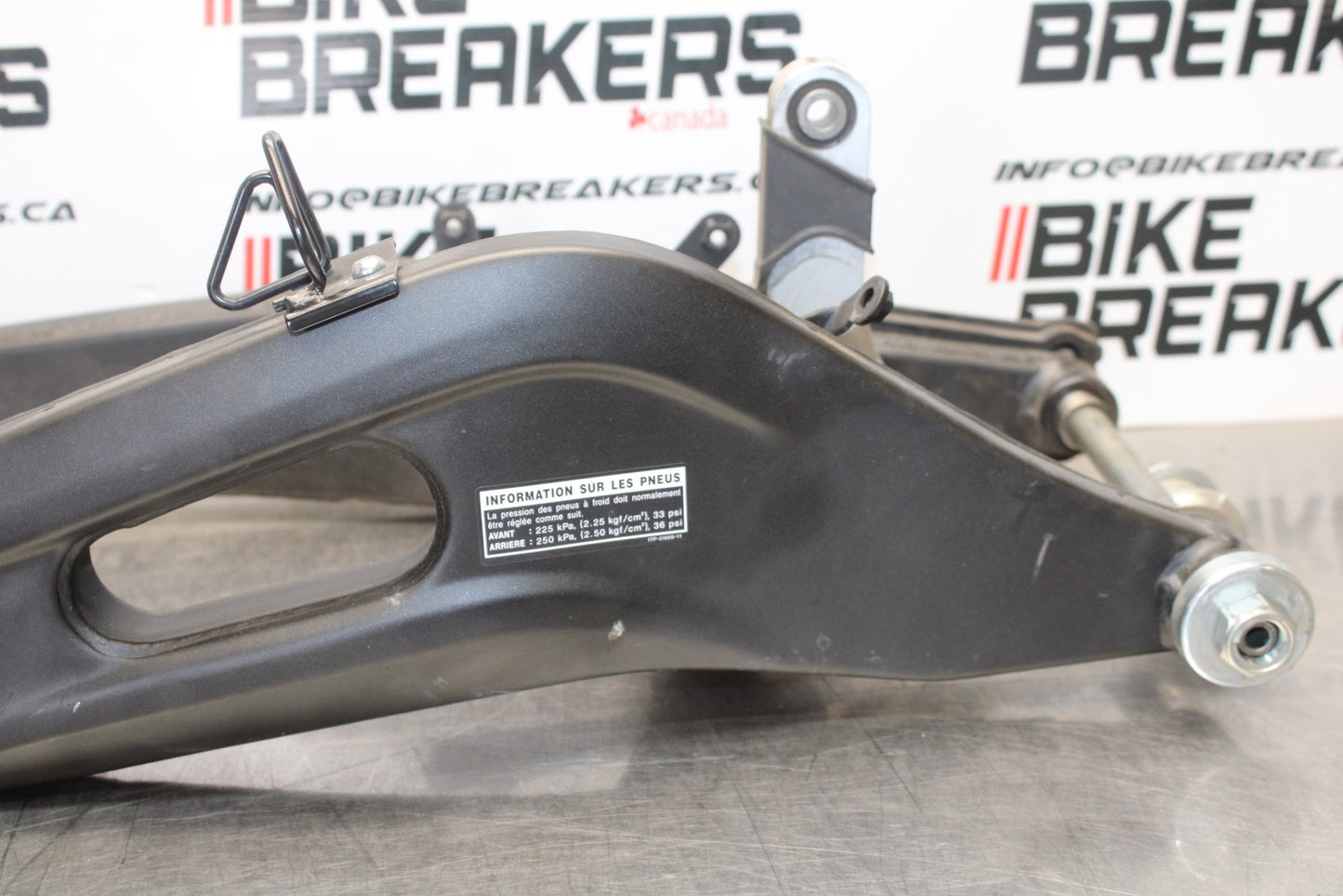 23-24 YAMAHA MT-07 REAR SWINGARM BACK SUSPENSION SWING ARM BB194