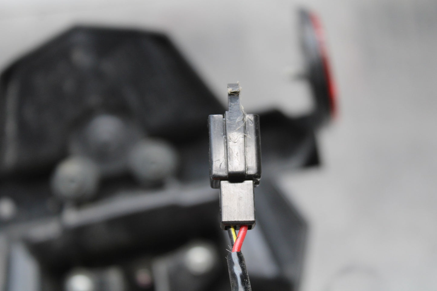 13-17 KAWASAKI NINJA 300 EX300 ABS REAR BACK FENDER MUD GUARD BB187