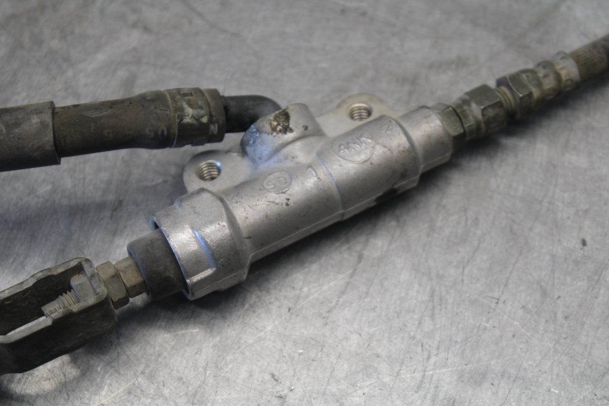 05-06 YAMAHA ROYAL STAR REAR BACK BRAKE MASTER CYLINDER W RESERVOIR BB697