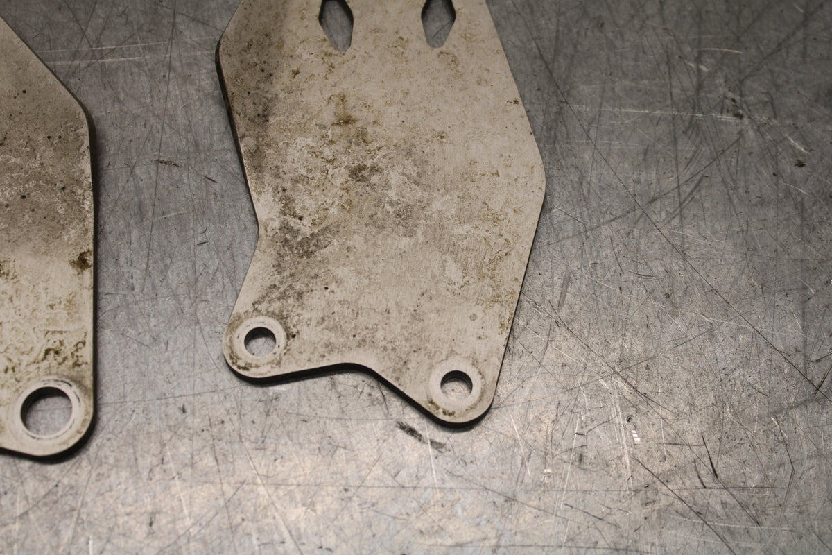 24-25 KAWASAKI NINJA ZX6R REARSET HEEL GUARD COVER SET PAIR BB726