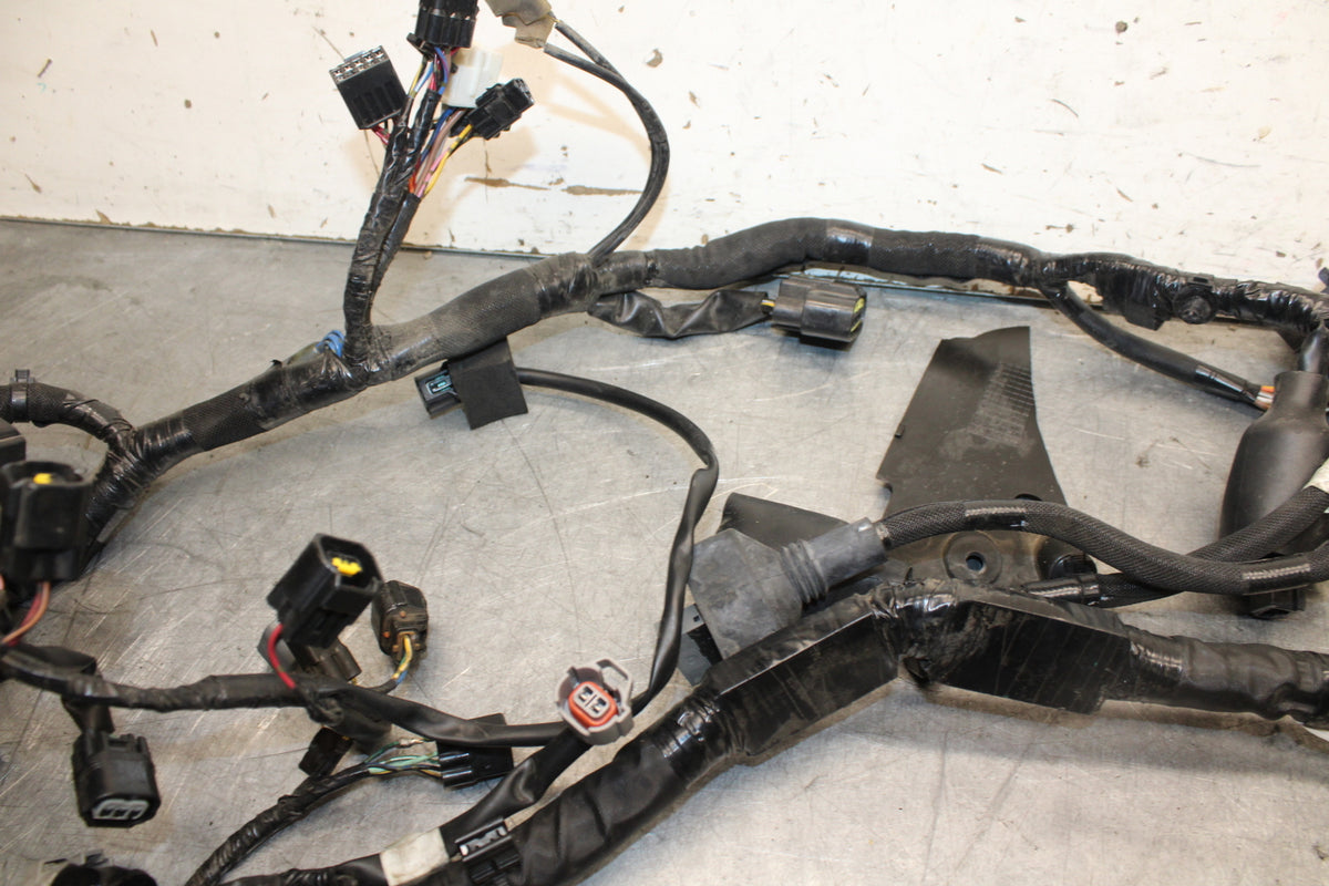 13-18 KAWASAKI NINJA ZX6R MAIN ENGINE WIRING HARNESS WIRE LOOM 26031-1548 BB682