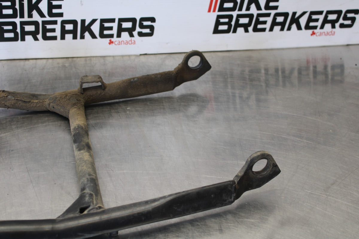 15 TRIUMPH TIGER 800 CENTER MAIN STAND BB873