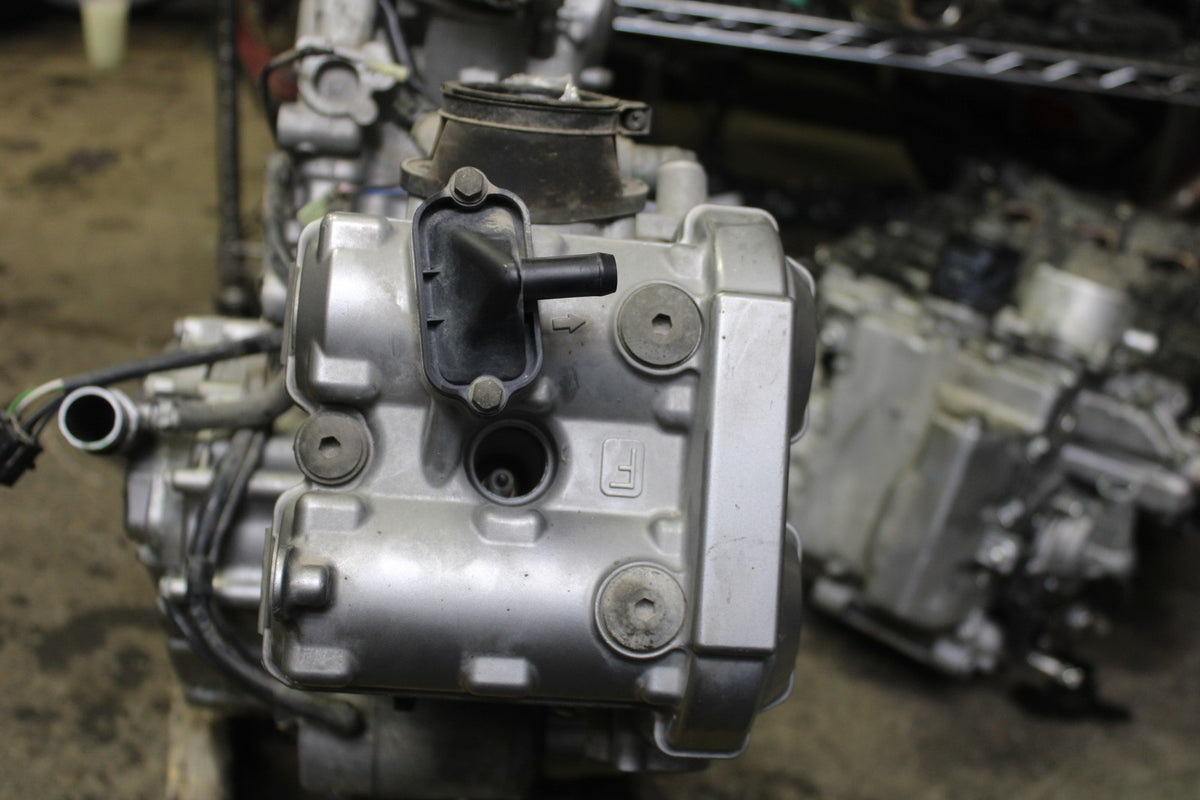 06 SUZUKI SV650S ENGINE MOTOR BB783