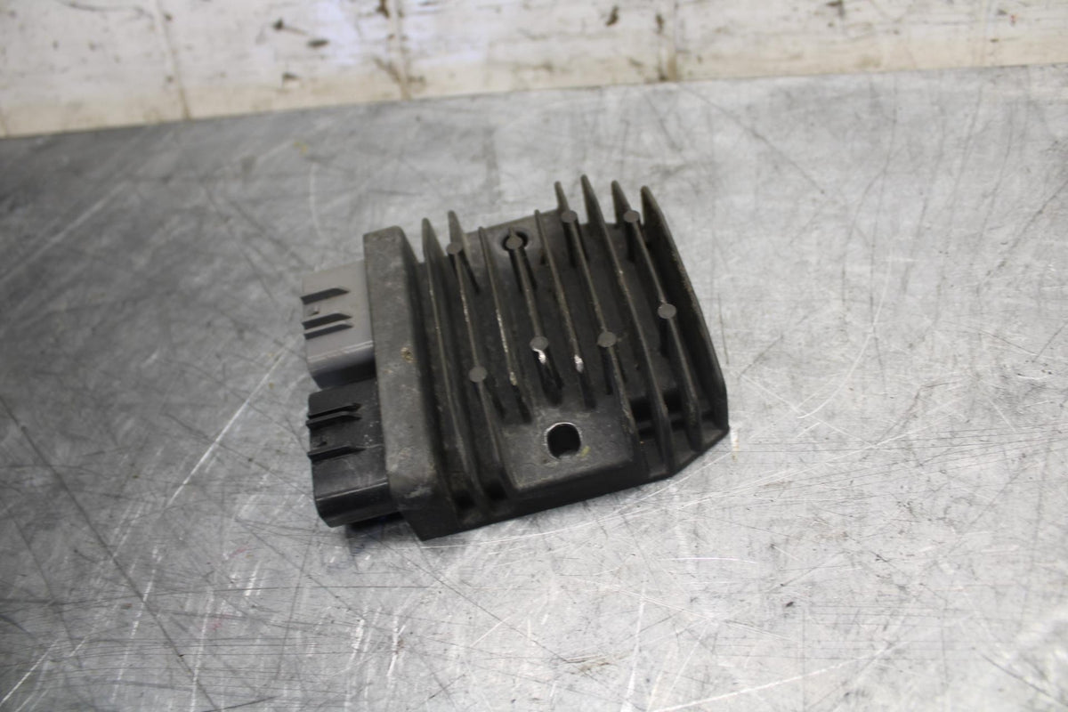 2016 Yamaha XSR900 ABS RECTIFIER VOLTAGE REGULATOR BB516