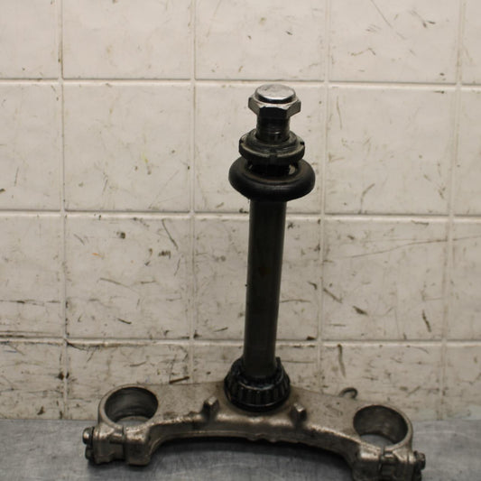 1997 Suzuki Bandit 1200 GSF1200S FRONT FORKS CLAMP LOWER TRIPLE TREE STEM BB559