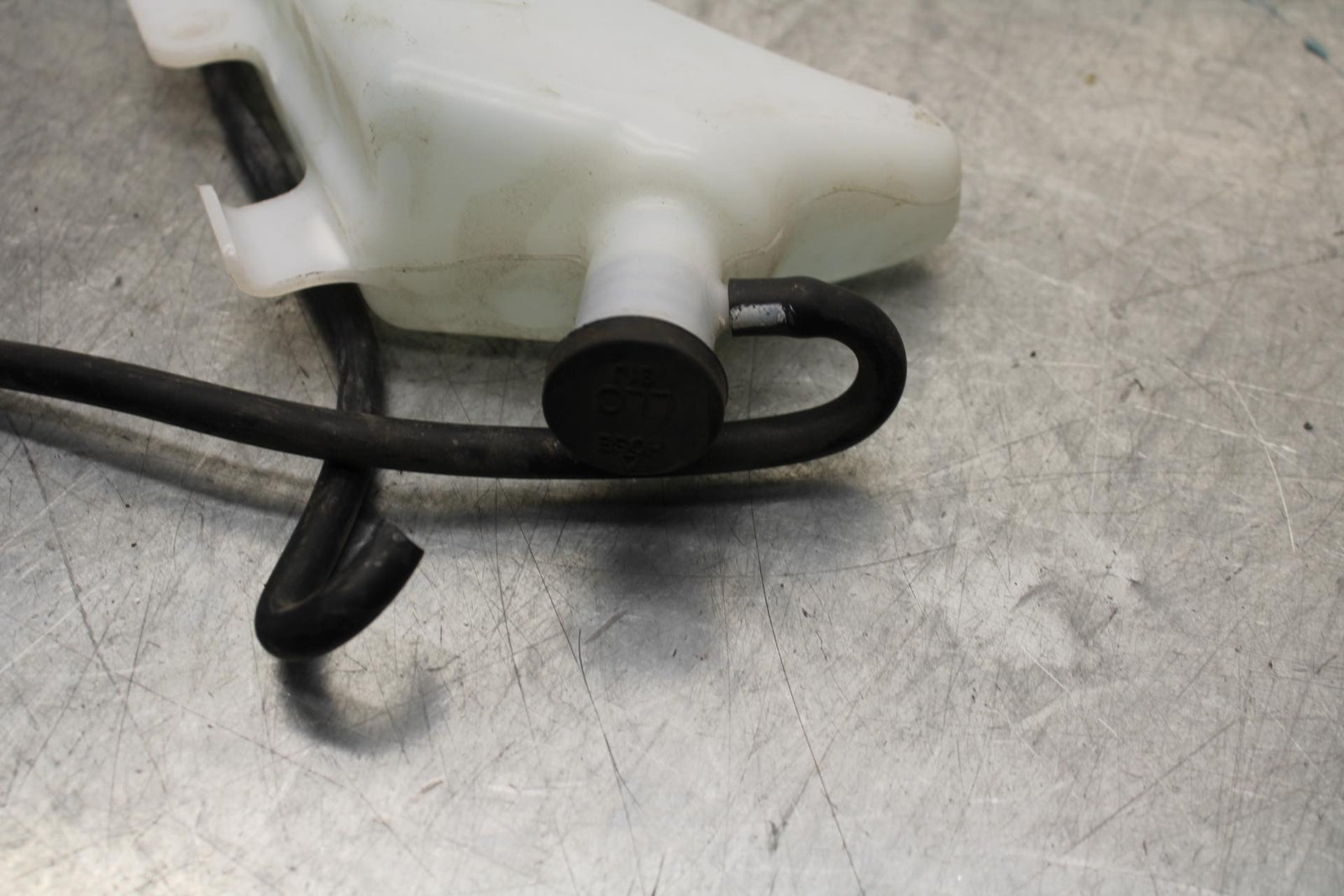20 SUZUKI GSXR 1000 COOLANT WATER TANK RESERVOIR BOTTLE BB597