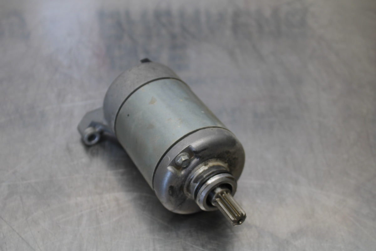 09 YAMAHA V STAR 950 ENGINE STARTING STARTER MOTOR -DC 12V BB172