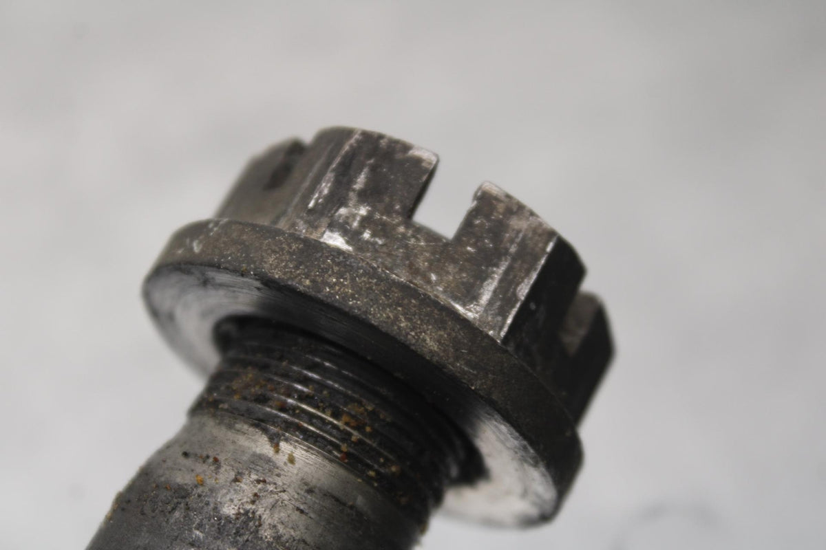 2003 Suzuki SV1000S REAR AXLE BACK WHEEL RIM PIVOT BOLT AXEL 64711-33E10 BB85