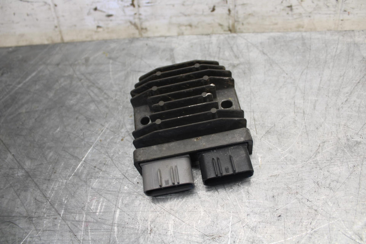 2016 Yamaha XSR900 ABS RECTIFIER VOLTAGE REGULATOR BB516